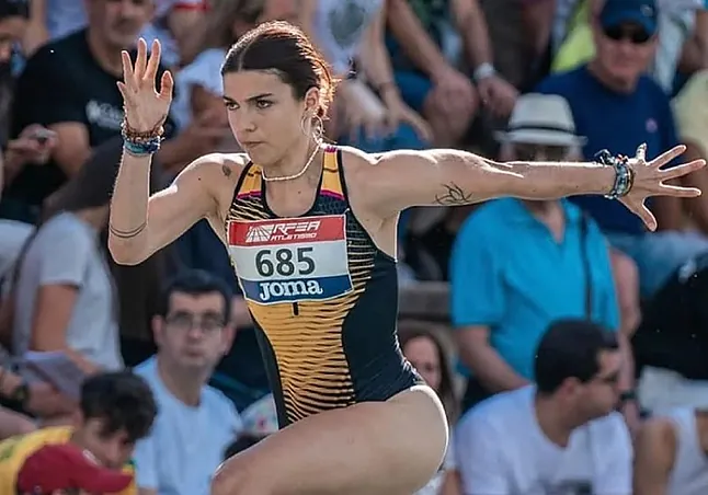 Tragedia ferroviaria en España: la atleta Julieta Gallego entre las víctimas del choque de trenes en Toledo